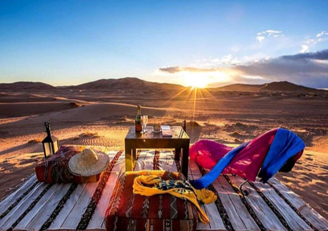 Sahara Luxury Desert Camp Мерцуга Екстериор снимка