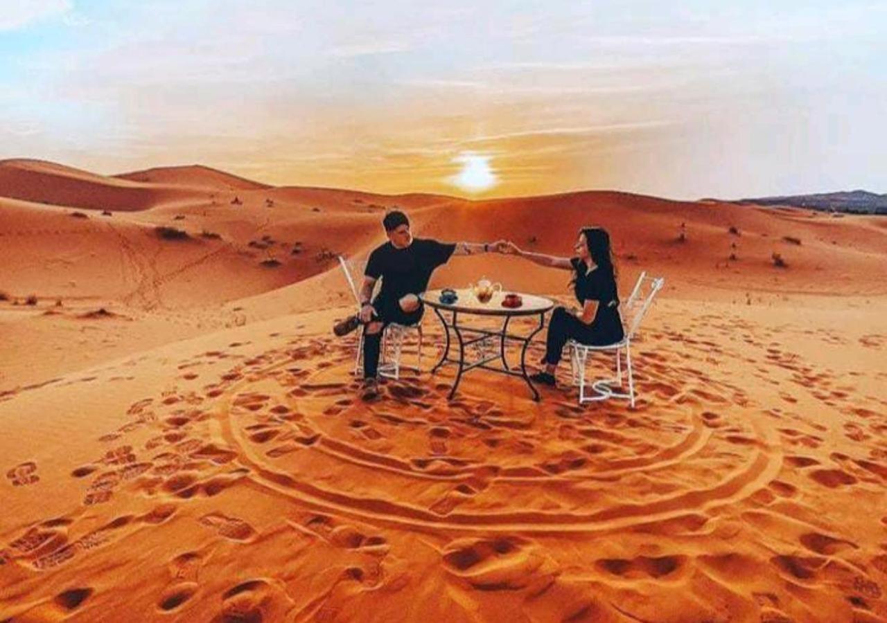 Sahara Luxury Desert Camp Мерцуга Екстериор снимка