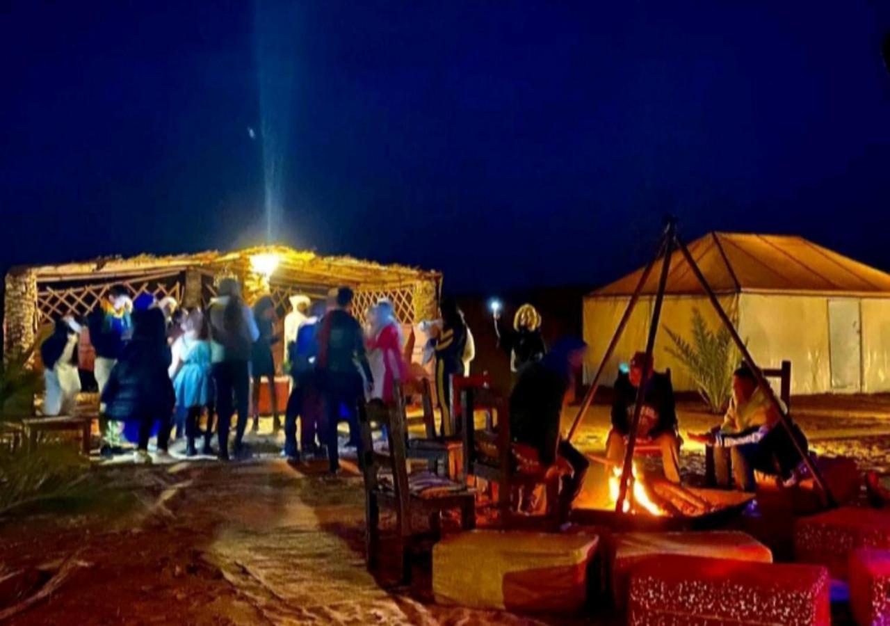 Sahara Luxury Desert Camp Мерцуга Екстериор снимка