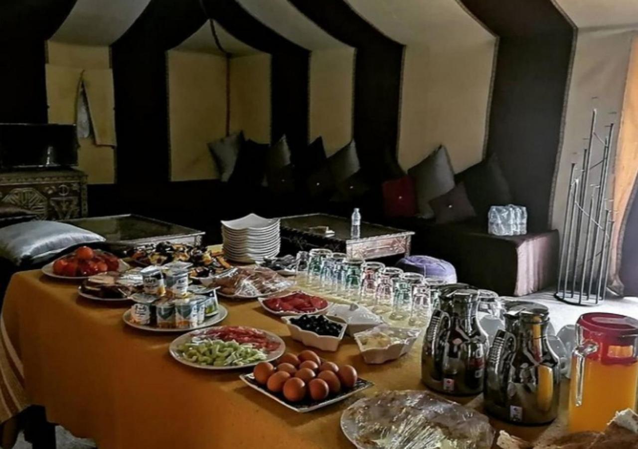 Sahara Luxury Desert Camp Мерцуга Екстериор снимка