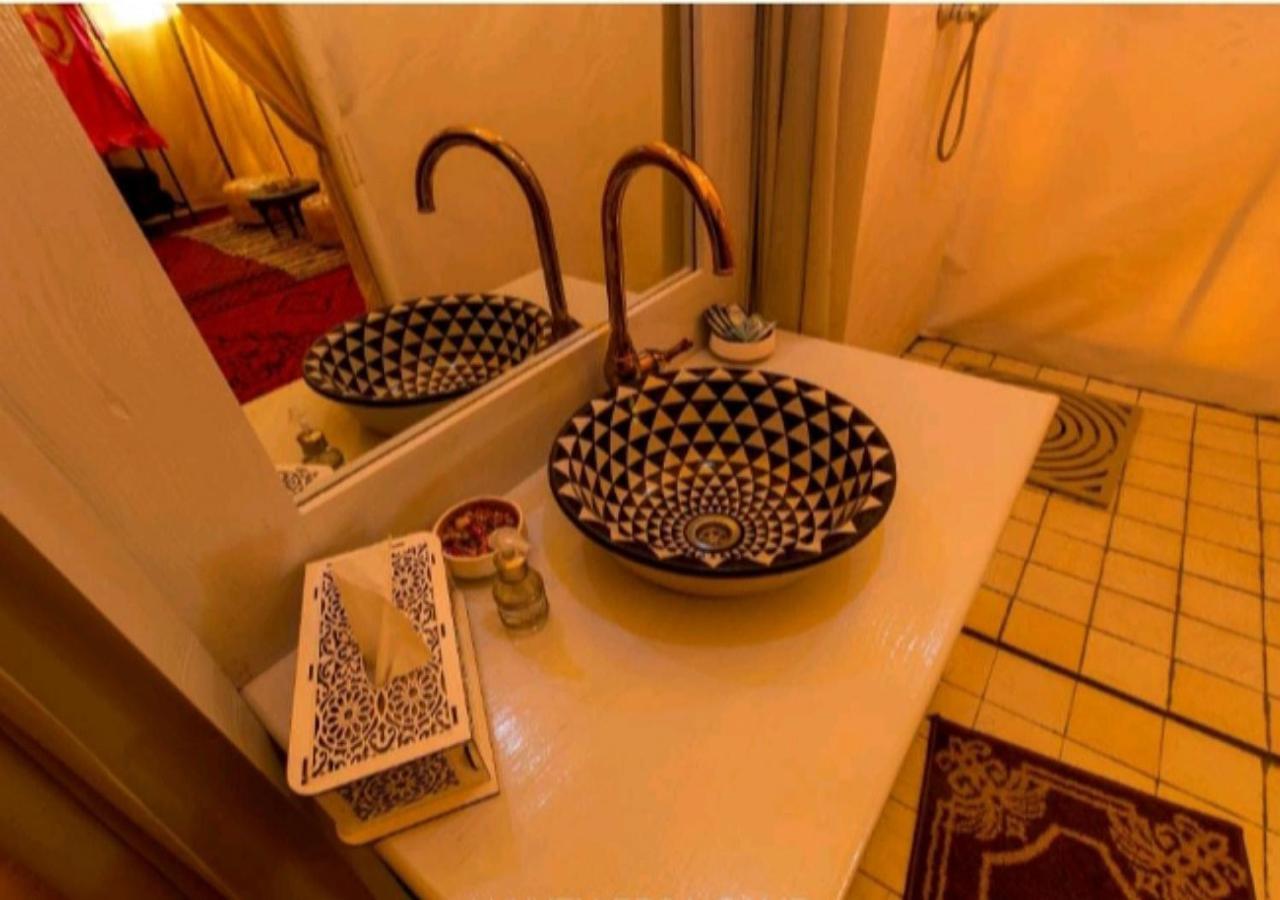 Sahara Luxury Desert Camp Мерцуга Екстериор снимка