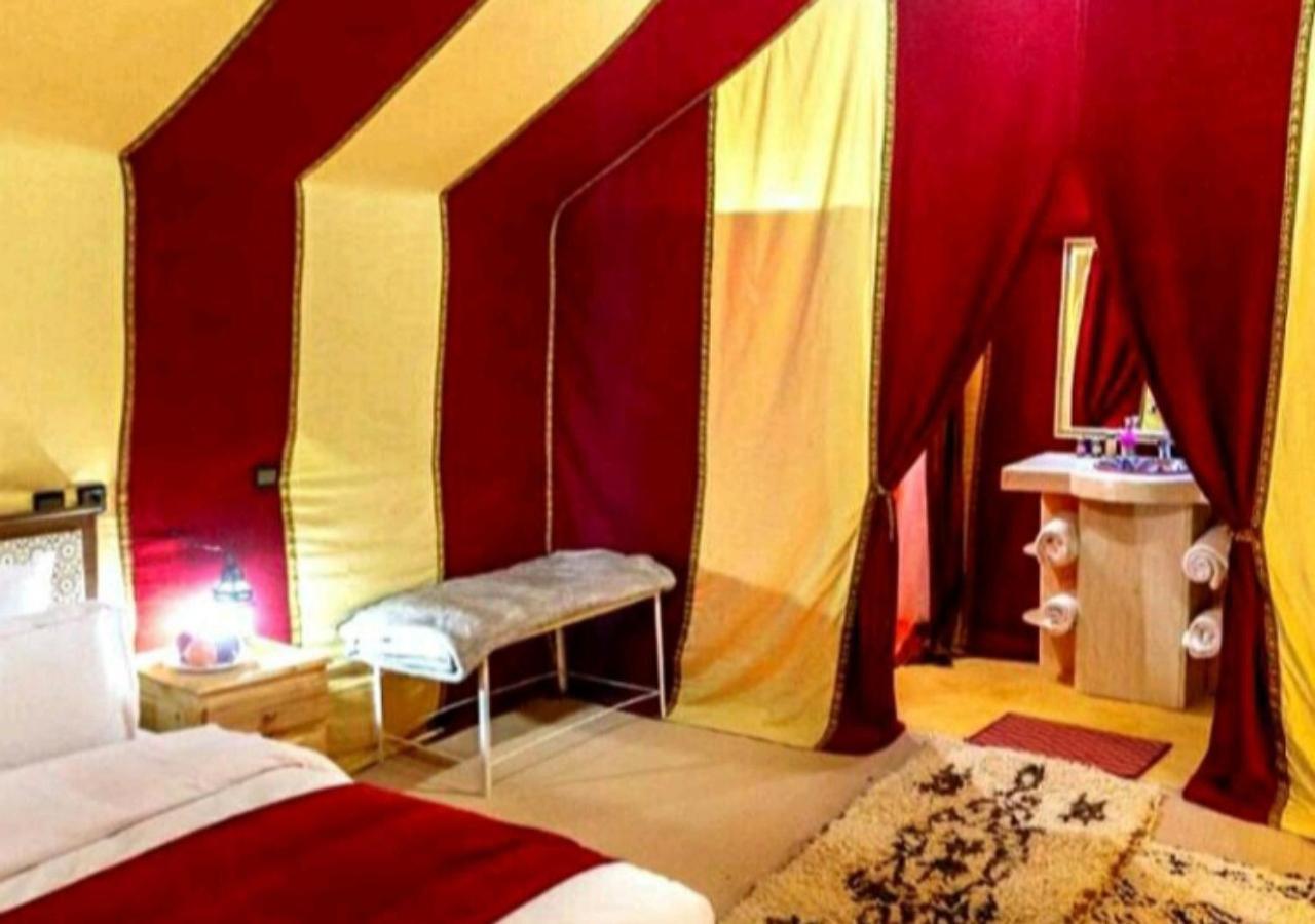 Sahara Luxury Desert Camp Мерцуга Екстериор снимка