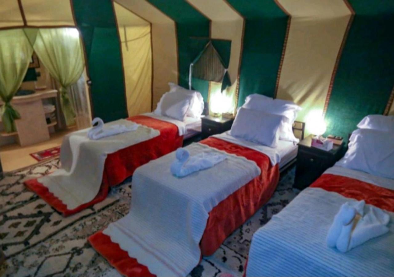 Sahara Luxury Desert Camp Мерцуга Екстериор снимка