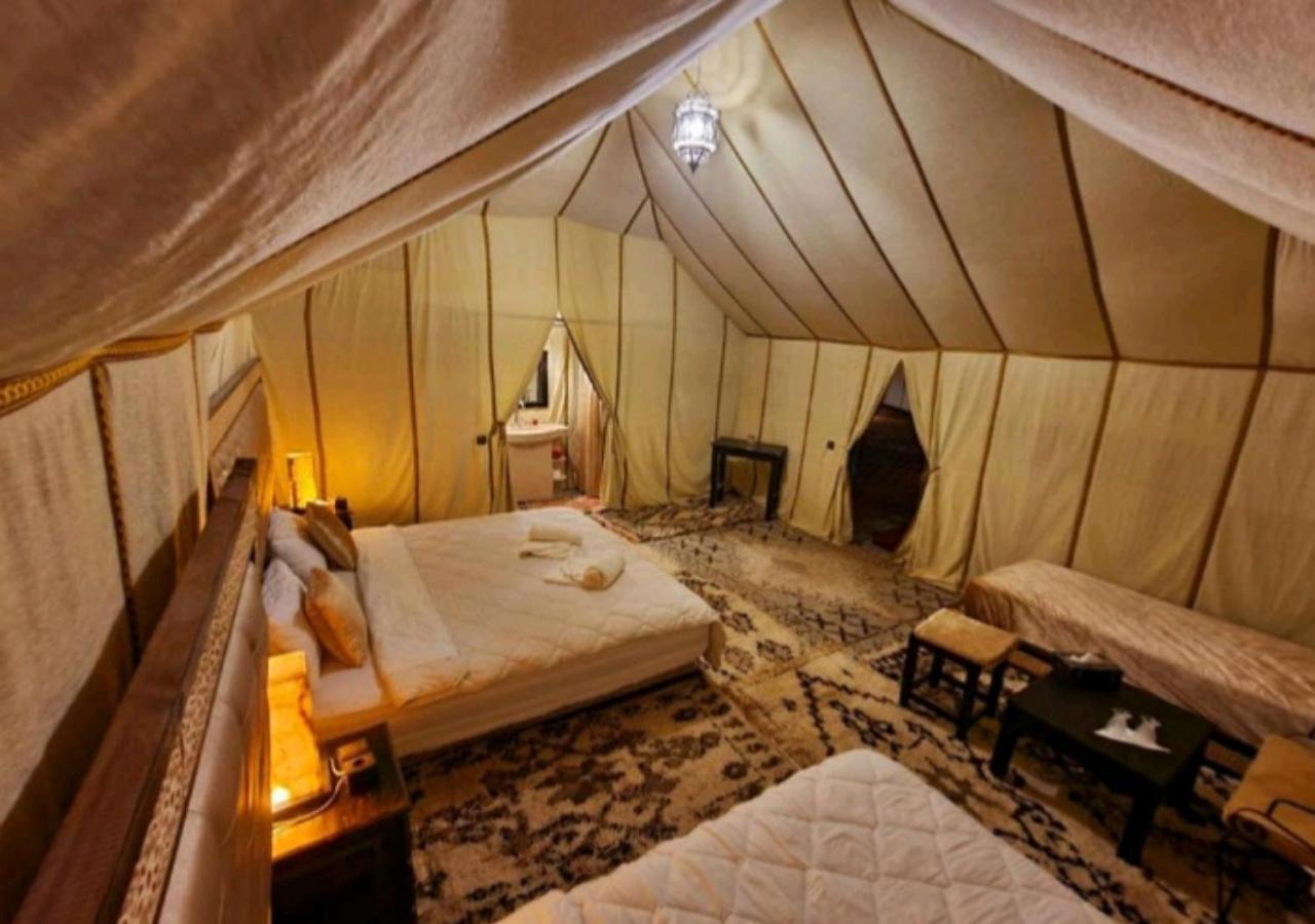 Sahara Luxury Desert Camp Мерцуга Екстериор снимка