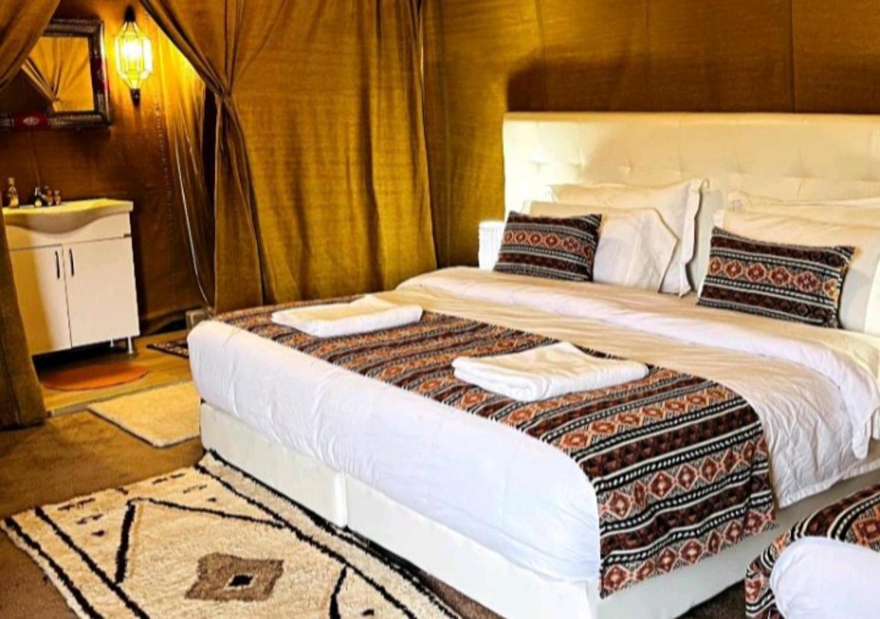 Sahara Luxury Desert Camp Мерцуга Екстериор снимка